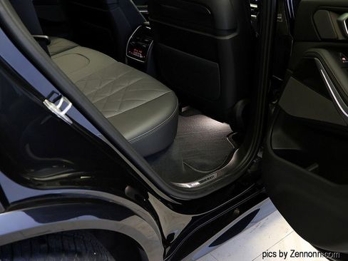 Certified 2025 BMW X5 M60i w/ Executive Package image 35