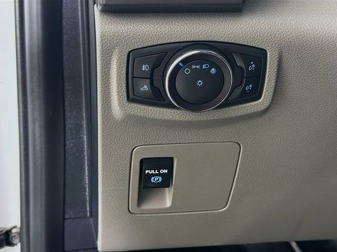 Used 2020 Ford F150 XLT AWD/4WD image 11