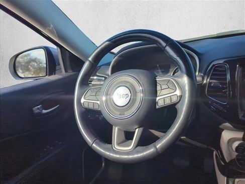 Used 2021 Jeep Compass Limited image 24