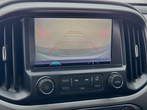 Used 2018 Chevrolet Colorado LT image 10