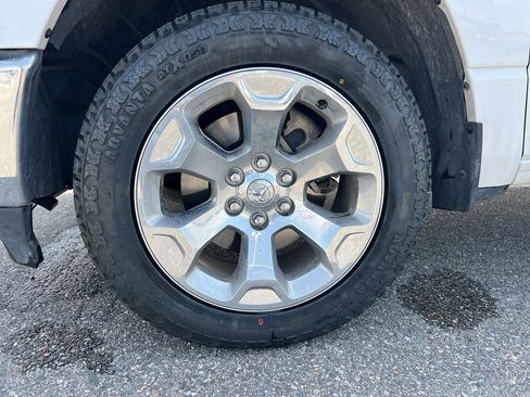 Used 2022 RAM 1500 Big Horn AWD/4WD image 12