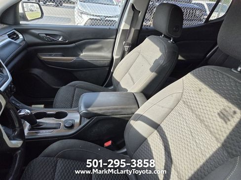 Used 2018 GMC Acadia SLE FWD image 6