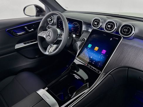 New 2026 Mercedes-Benz GLC 300 image 15