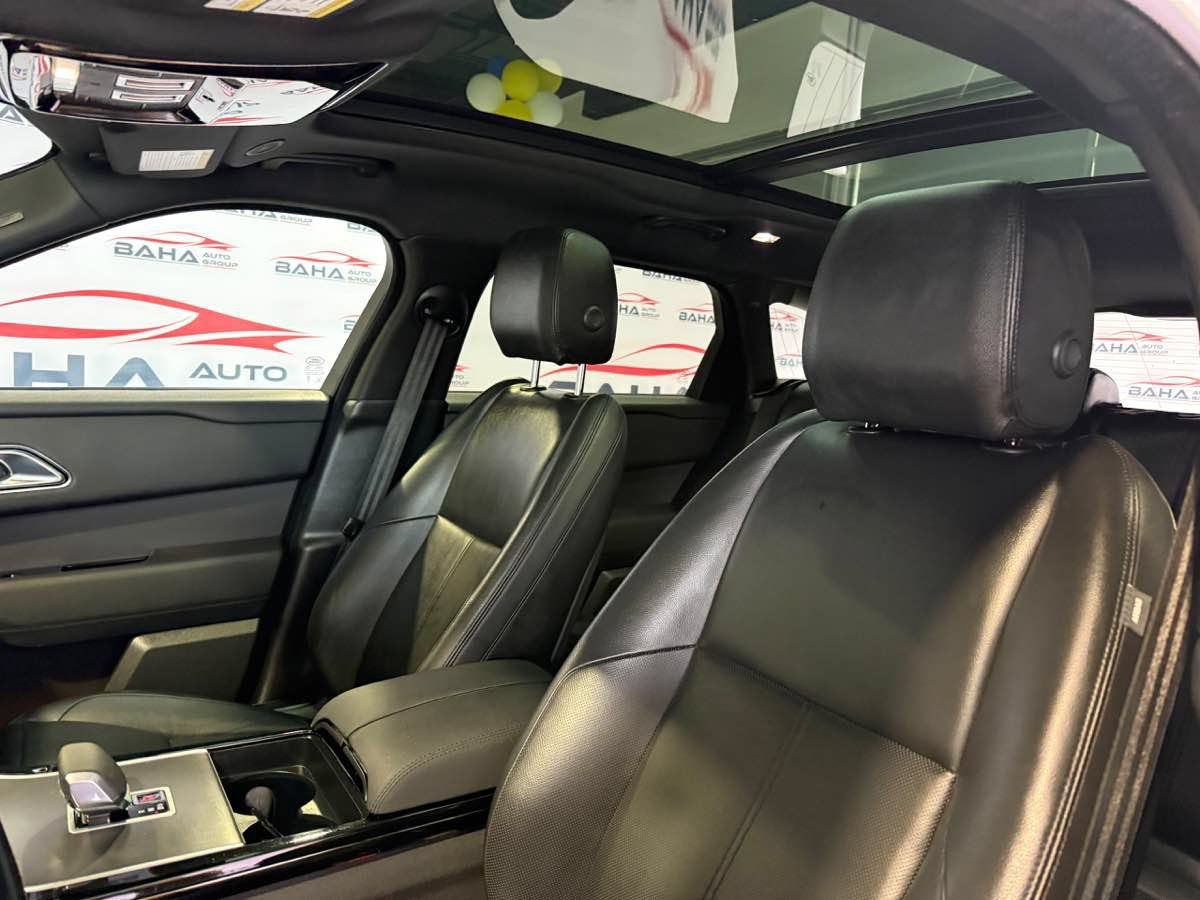 Used 2025 Land Rover Range Rover Velar Dynamic SE AWD/4WD image 34
