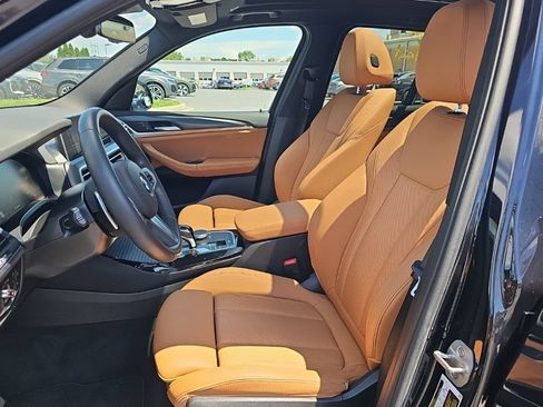 Used 2024 BMW X3 sDrive30i w/ M Sport Package RWD image 3
