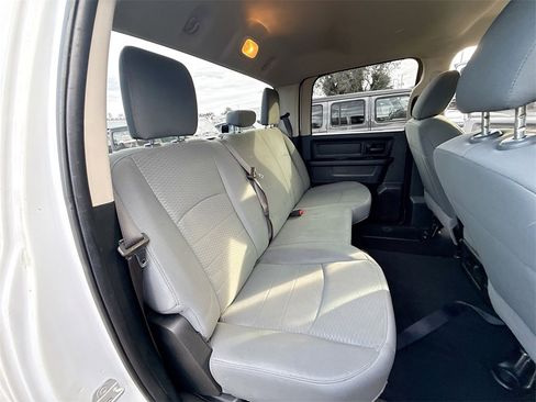 Used 2018 RAM 1500 Express w/ Express Value Package image 30