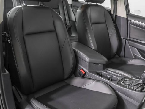 Used 2019 Volkswagen Jetta SEL w/ Cold Weather Package FWD image 46