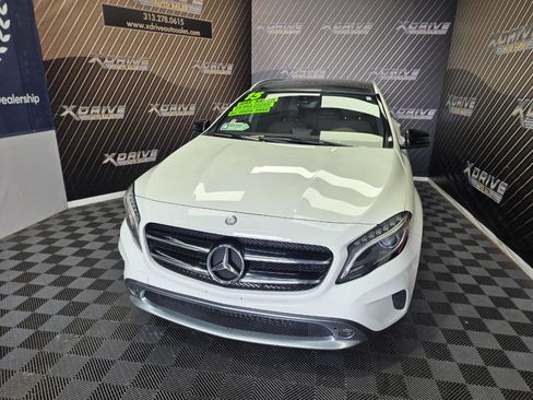 Used 2015 Mercedes-Benz GLA 250 4MATIC image 3