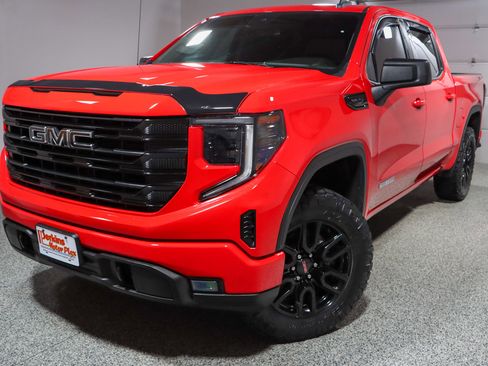 Used 2023 GMC Sierra 1500 Elevation image 33