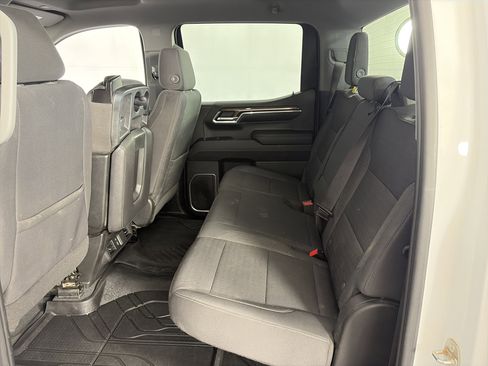 Used 2023 Chevrolet Silverado 1500 LT w/ Work Truck Package AWD/4WD image 6