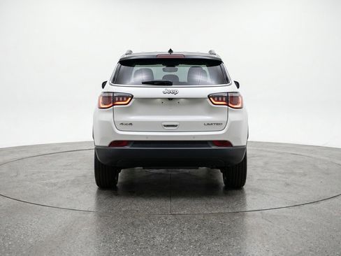 Used 2025 Jeep Compass Limited AWD/4WD image 7