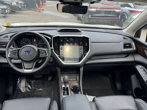 Used 2024 Subaru Ascent Touring AWD/4WD image 12