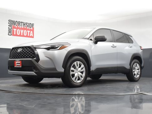 Used 2022 Toyota Corolla Cross L AWD/4WD image 30