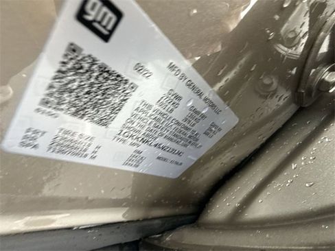 Used 2022 GMC Acadia SLE image 33