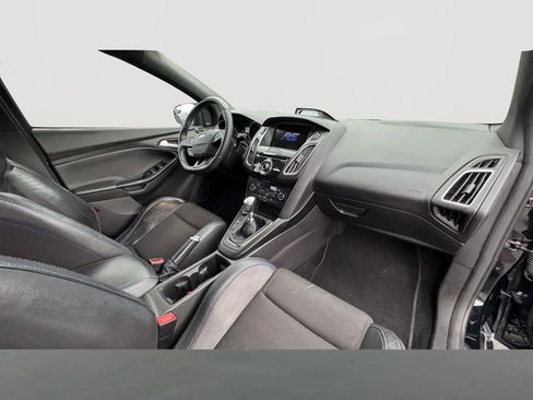 Used 2017 Ford Focus RS image 7