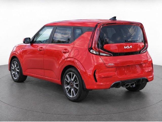 Used 2022 Kia Soul Turbo FWD image 3