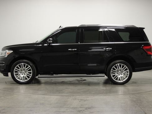 Used 2024 Ford Expedition Limited image 5