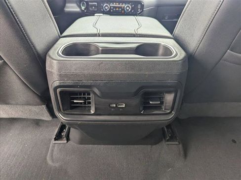 Used 2024 Chevrolet Silverado 1500 LT Trail Boss w/ LT Trail Boss Premium Package AWD/4WD image 15