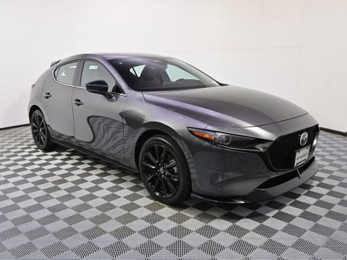 Used 2025 MAZDA MAZDA3 Hatchback w/Premium Plus Pkg image 8