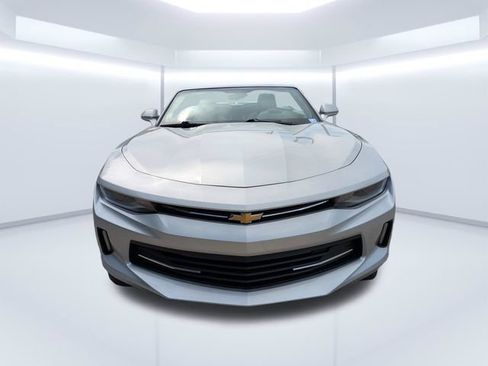 Used 2018 Chevrolet Camaro LT w/ RS Package RWD image 9