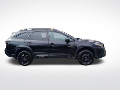 Used 2022 Subaru Outback Wilderness image 9