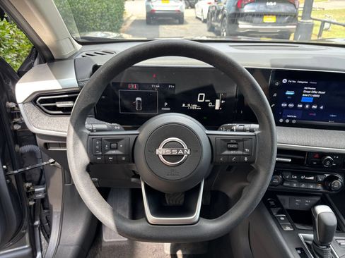 Used 2026 Nissan Kicks SV w/ Cold Weather Package AWD/4WD image 44