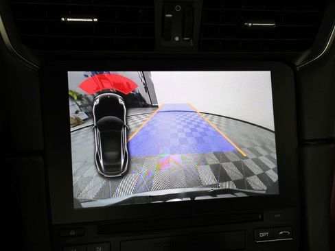 Certified 2018 Porsche 911 Carrera 4S image 17