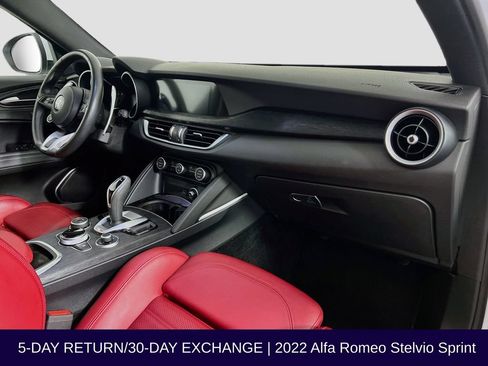 Used 2022 Alfa Romeo Stelvio Sprint AWD/4WD image 34