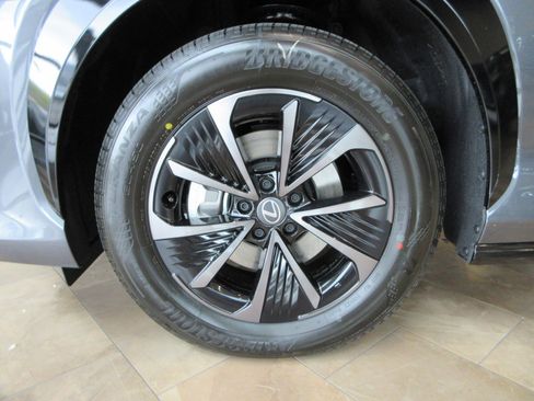 New 2026 Lexus RZ 450e AWD image 40