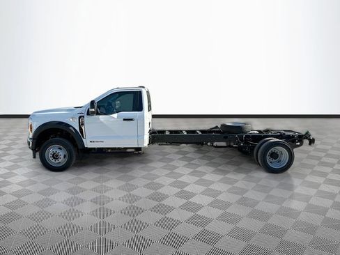 New 2026 Ford F550 4x4 Regular Cab Super Duty image 3