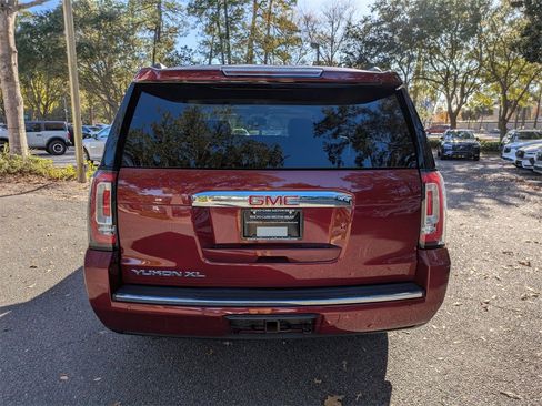 Used 2019 GMC Yukon XL Denali w/ Enhanced Security Package image 5
