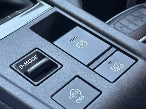 New 2026 Nissan Sentra SV w/ SV Convenience Package FWD image 29