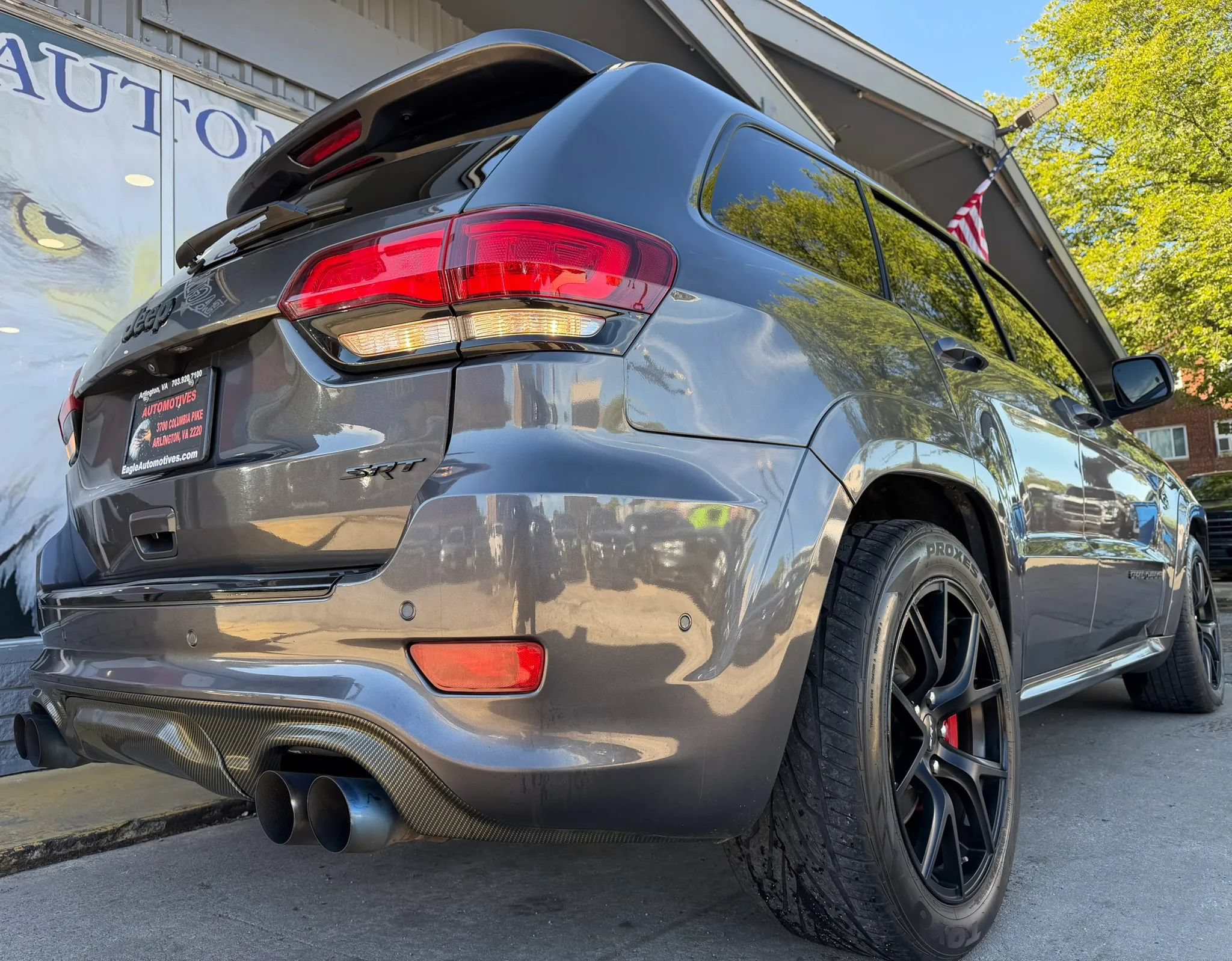 Used 2018 Jeep Grand Cherokee SRT AWD/4WD image 3