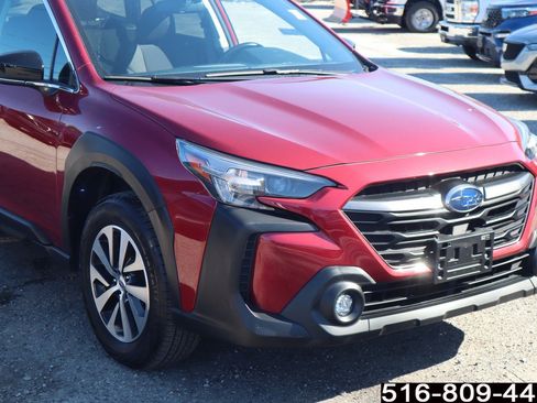 Used 2023 Subaru Outback Premium image 2