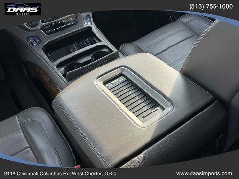 Used 2016 GMC Yukon Denali w/ Open Road Package image 37