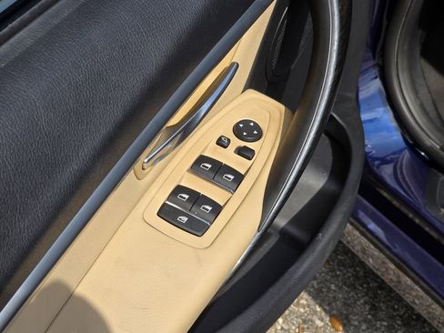 Used 2018 BMW 330i Sedan image 16