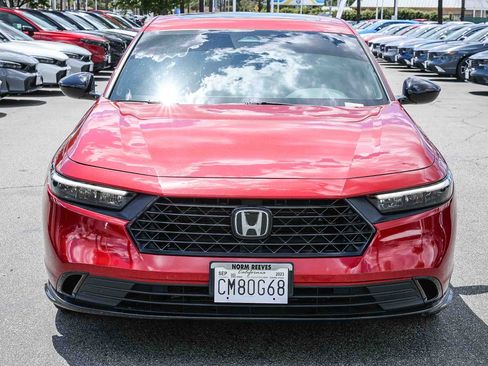 Used 2023 Honda Accord Sport image 2