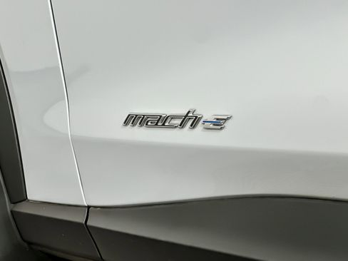 Used 2021 Ford Mustang Mach-E Select image 26