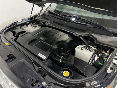 Used 2018 Land Rover Discovery HSE image 27