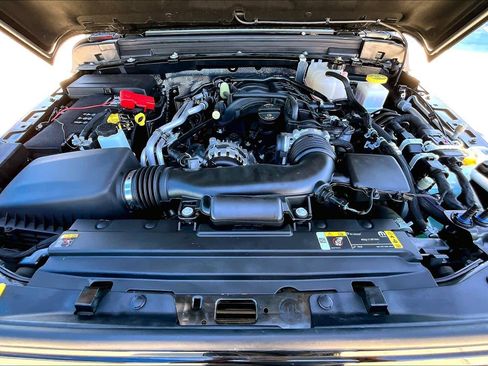 Used 2024 Jeep Gladiator Sport image 62