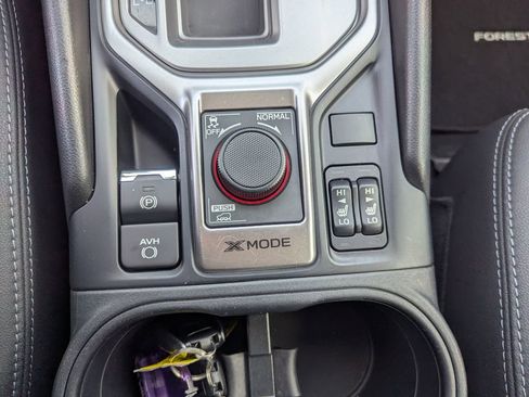 Used 2022 Subaru Forester Premium image 15