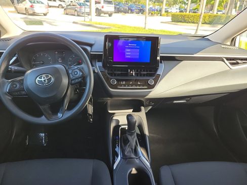 Used 2024 Toyota Corolla LE FWD image 16