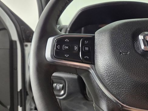 Used 2026 RAM 2500 Laramie AWD/4WD image 19