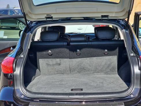 Used 2017 INFINITI QX50 AWD w/ Technology Package image 12