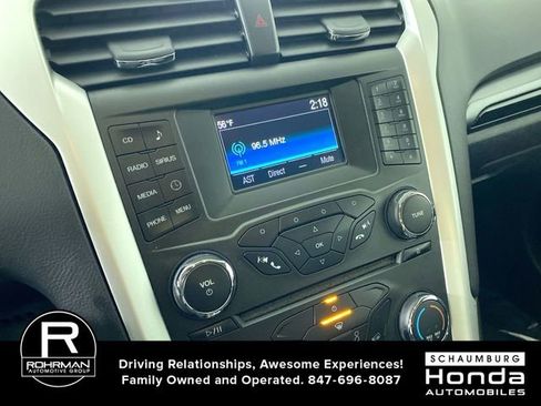 Used 2016 Ford Fusion SE w/ Equipment Group 201A image 6