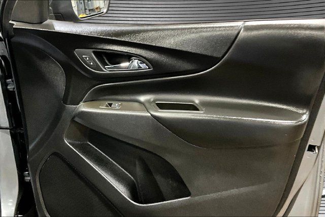 Used 2023 Chevrolet Equinox LT FWD image 26