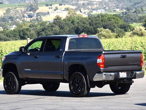 Used 2014 Toyota Tundra SR5 w/ SR5 Upgrade Package RWD image 14