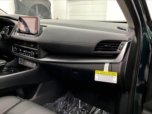 New 2026 Nissan Rogue SV AWD/4WD image 68