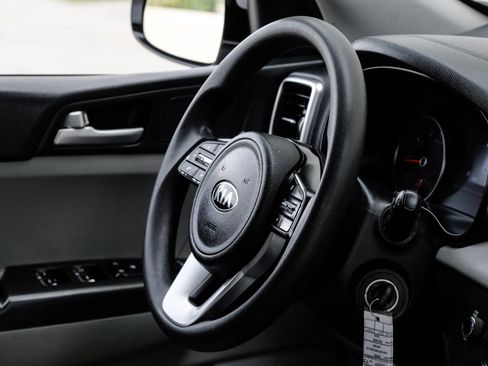 Used 2020 Kia Sportage LX w/ LX Popular Package FWD image 18