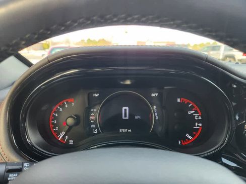 Used 2024 Dodge Durango GT image 28